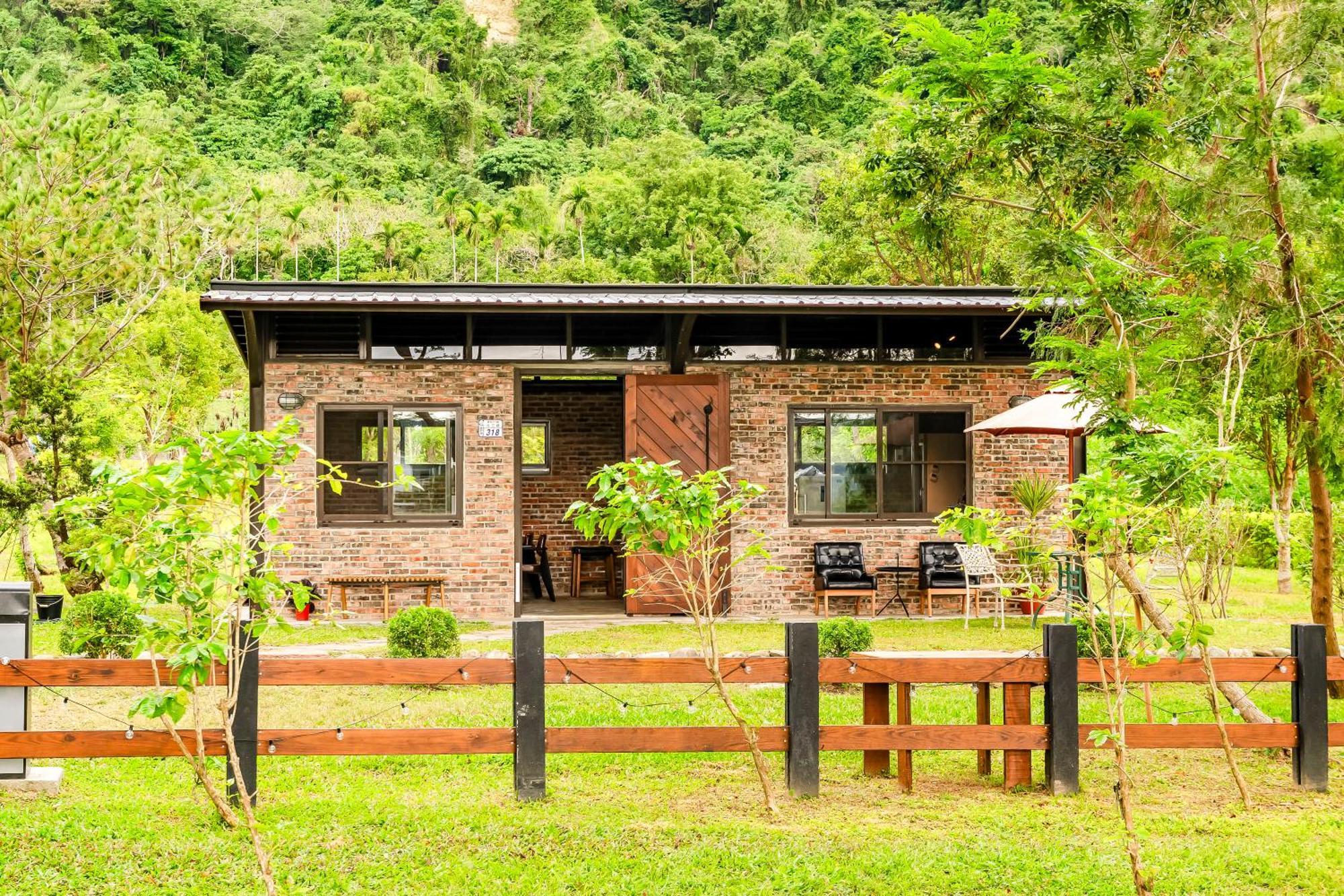 Ferienwohnung Dream Field Luye Exterior foto